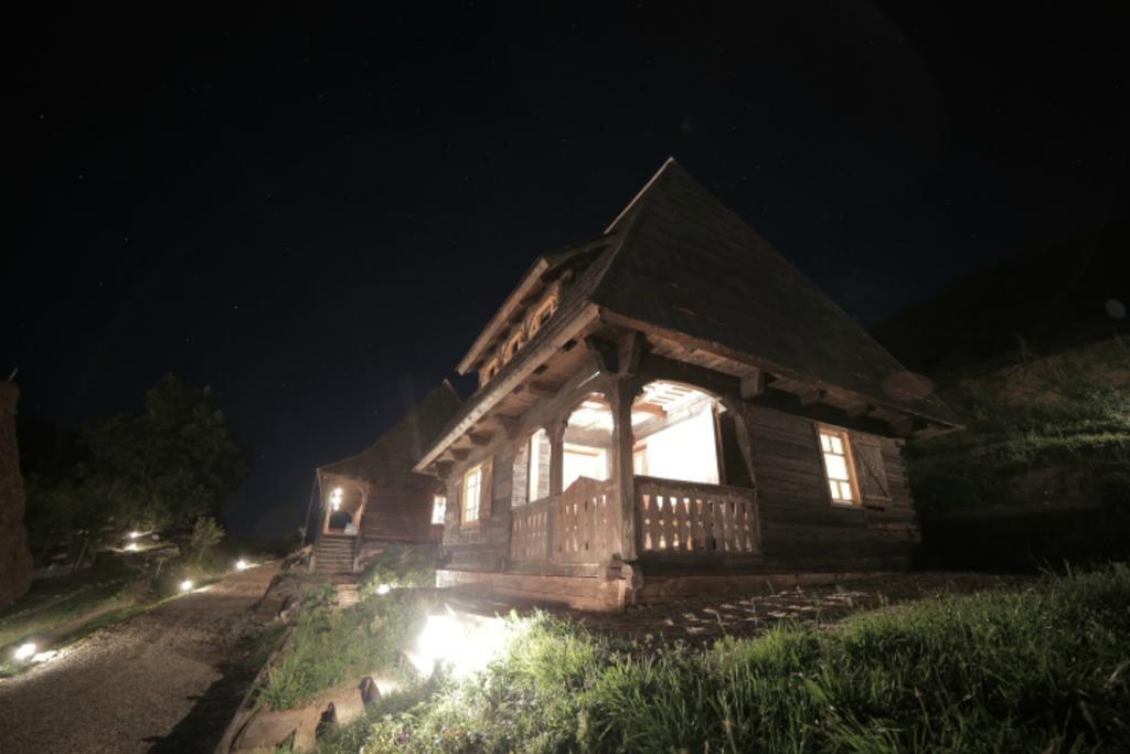 Raven'S Nest Salciua de Jos Ngoại thất bức ảnh